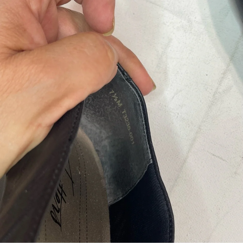 Trotters Doris‎ Block Kitten Heel Pumps   Shoes